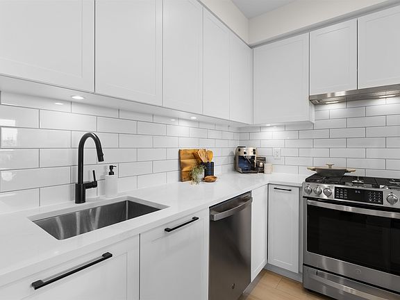 5th image of 32174 George Ferguson Way #405
