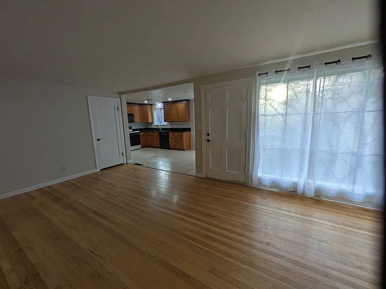 3409 S Tekoa St — Photo 3