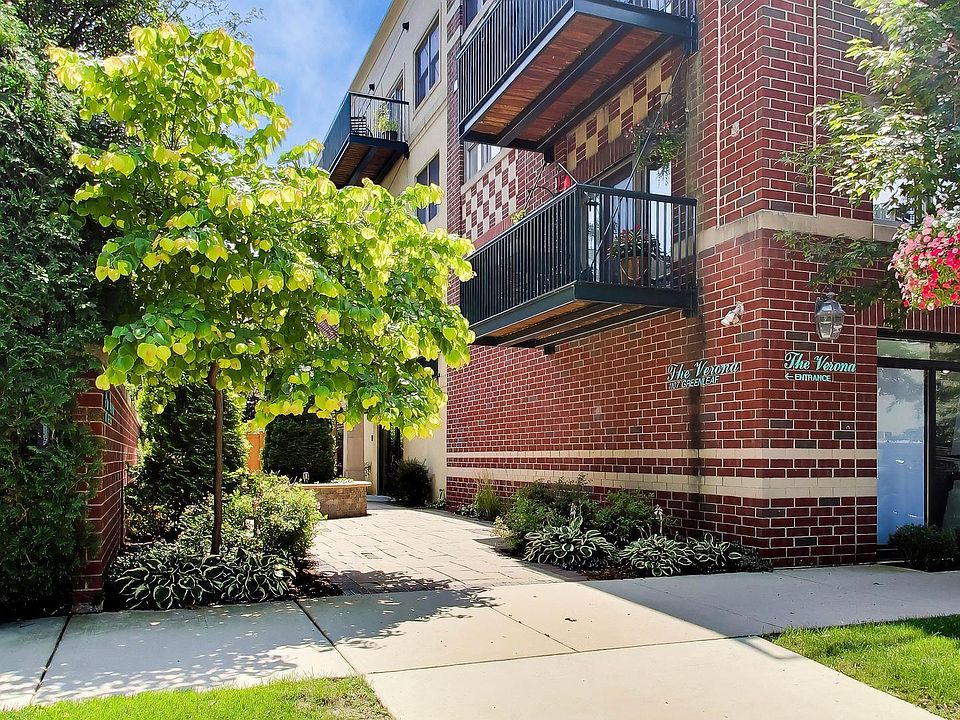 1st image of 1107 Greenleaf Ave APT 2I