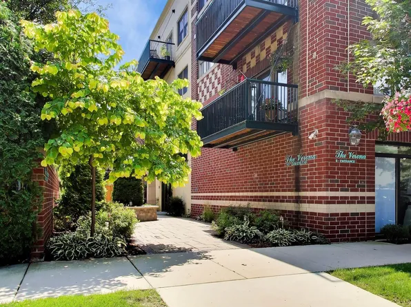 1107 Greenleaf Ave APT 2I, Wilmette, IL 60091