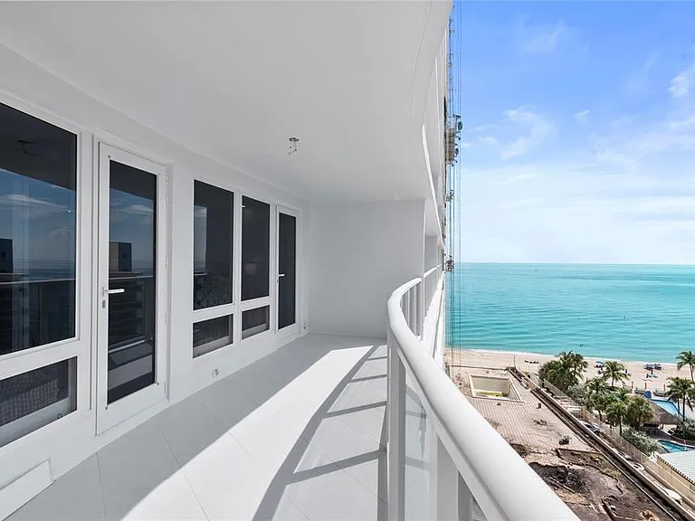 4100 Galt Ocean Dr #1004 — Photo 24