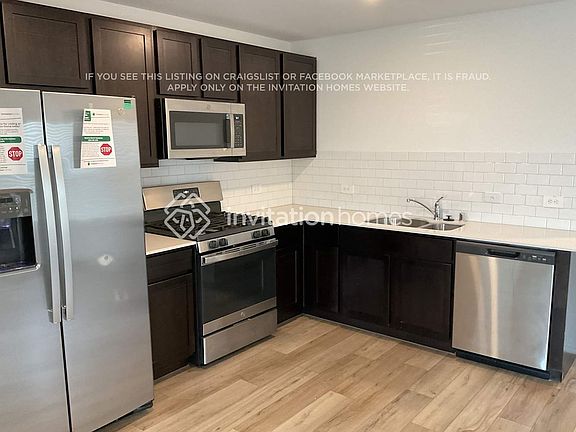 3rd image of 3206 Crestone Dr