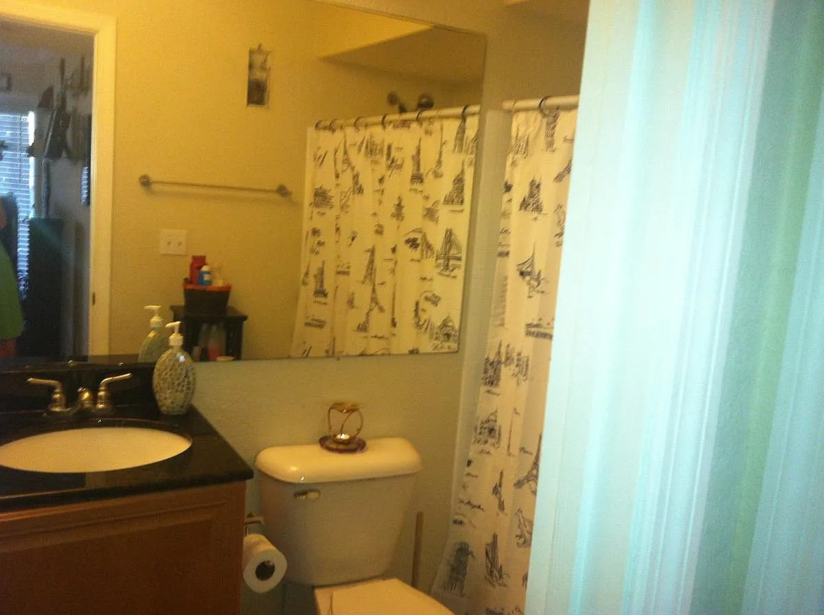 1 bed, 827 sqft, $1,500 — Photo 2