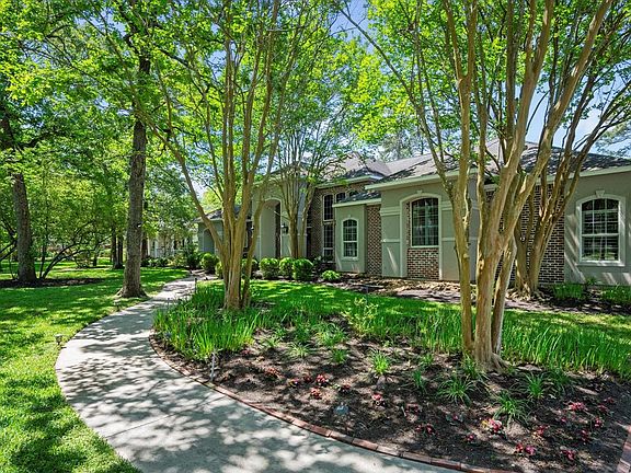4th image of 32903 Sawgrass Court
