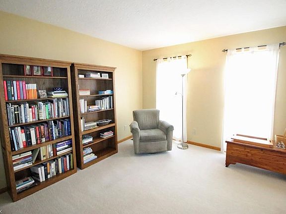 3rd image of 1277 Shady Lakes Dr