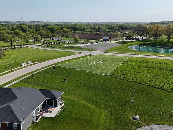 2nd image of 201 Vista Dr Lot 38