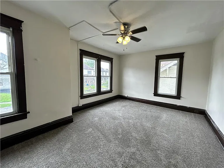 1303 Oregon Ave — Photo 10