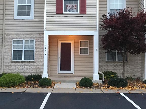 2nd image of 1050 Ada Place Dr S