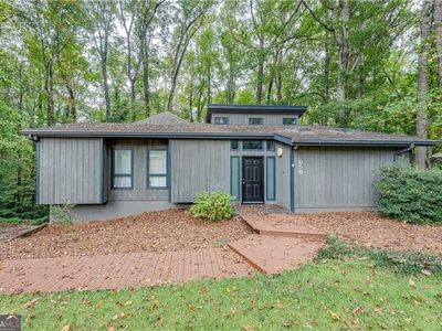 658 Planters Row, Lilburn, GA, 30047