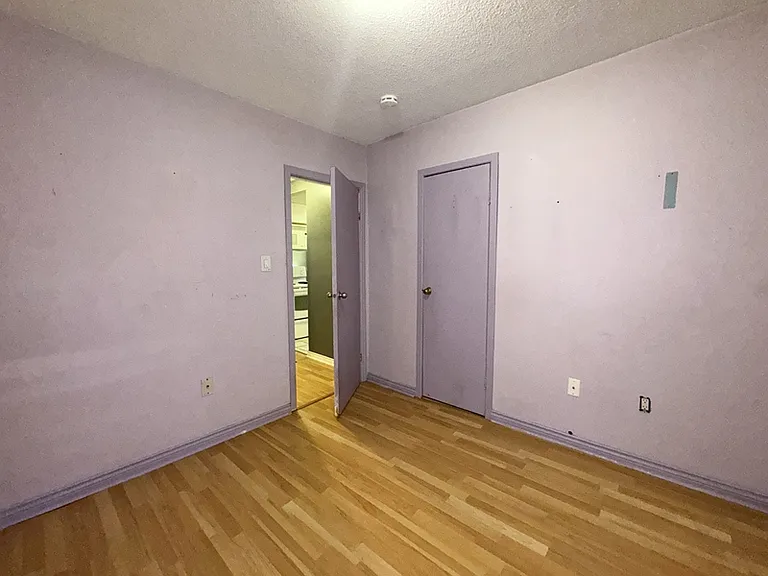 22 McDonald St — Photo 15