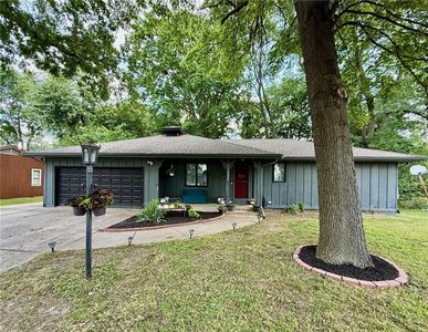 11525 Sunnyslope Dr, Kansas City, MO, 64134
