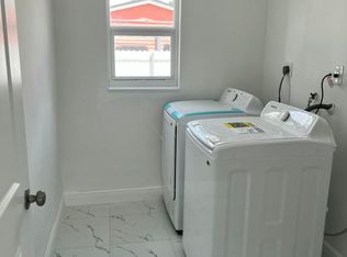 2747 Summit Blvd, West Palm Beach, FL 33406