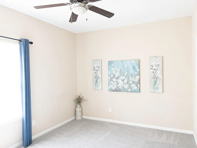 3986 Avenue B — Photo 15