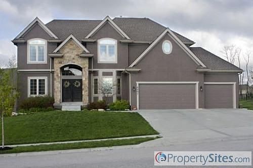 1st image of 4007 NE 95th Ter