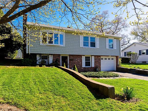 2nd image of 8 Gillooly Dr