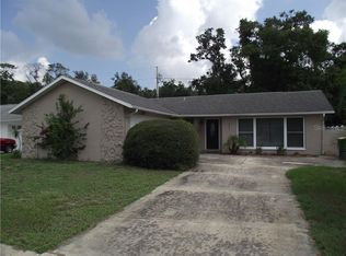 2868 Saint Croix Dr, Clearwater, FL 33759