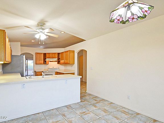 5th image of 2565 W Bluffs Peak Ct