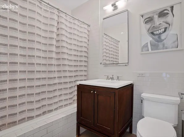 1 Hanson Place image 9 of 22