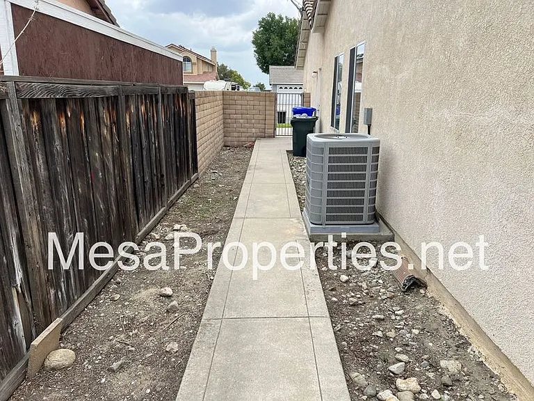 2816 W Fairview Dr — Photo 25