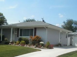 1307 Jefferson St, Pekin, IL 61554