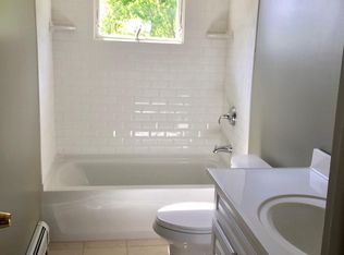 299 Albany Tpke #A, Canton, CT 06019