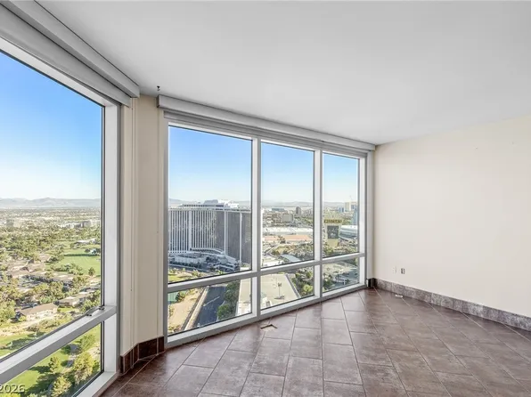 322 Karen Ave, Las Vegas, NV