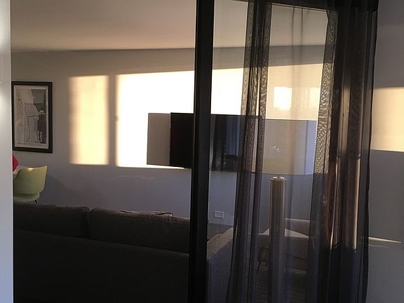 5th image of 2626 N Lakeview Ave APT 1402