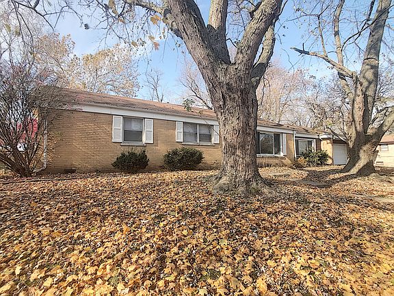 2nd image of 21326 Butterfield Pkwy