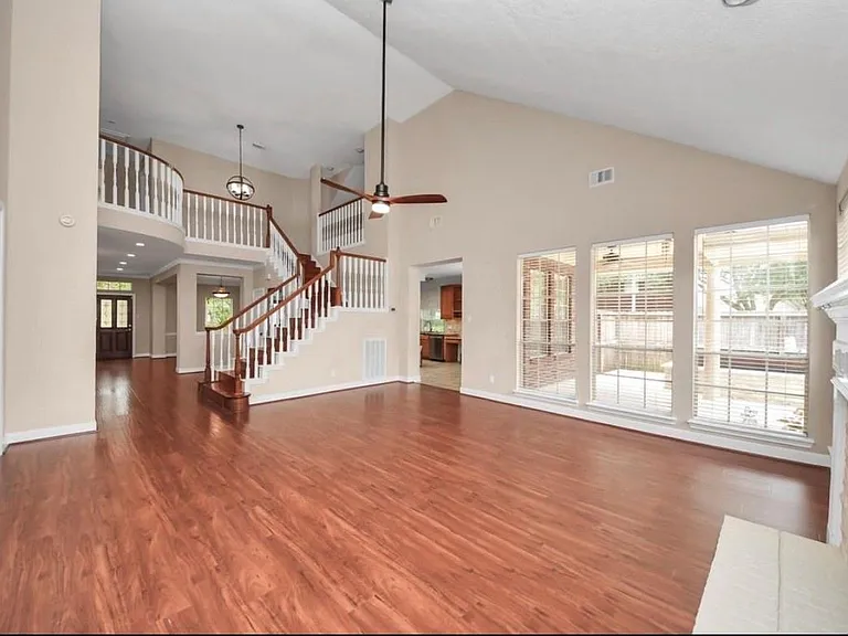 1003 Clarenda Falls Dr — Photo 17