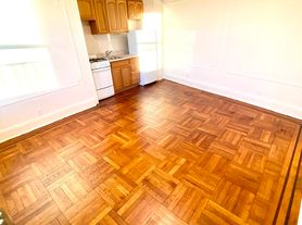 2267 35th St, Astoria, NY