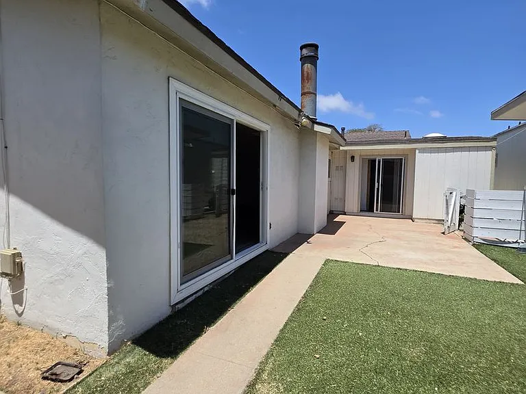 1319 Thermal Ave — Photo 27