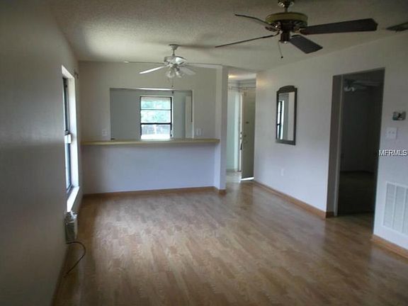 3rd image of 610 45th St E