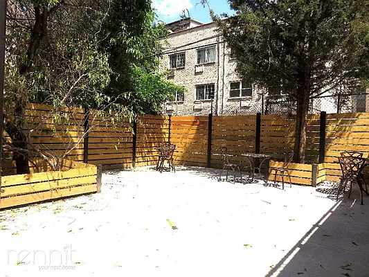 Rented by Rennit Inc. | media 24