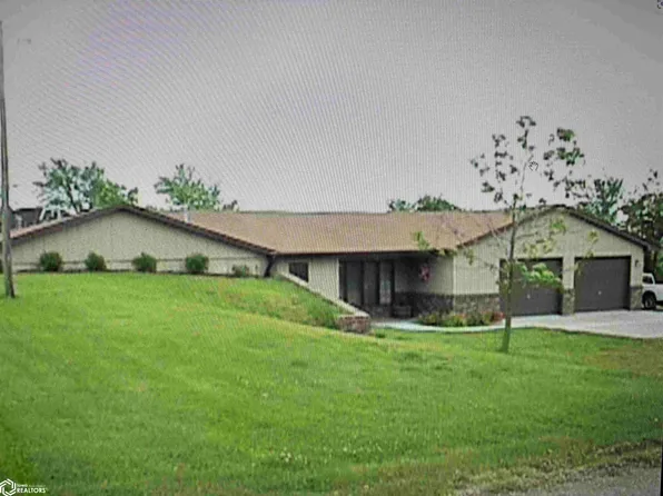 1884 278th St, Oskaloosa, IA 52577