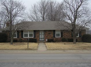 18800 E R D Mize Rd, Independence, MO 64057