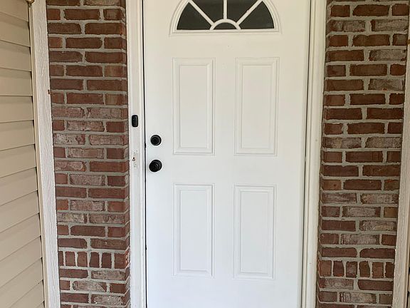 2nd image of 2547 Joust Dr