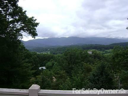 2nd image of 324 Sandsridge Way