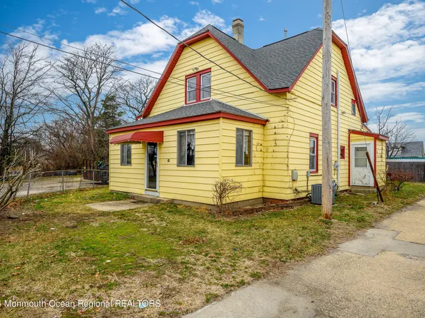 83 Church Street, Keansburg, NJ 07734