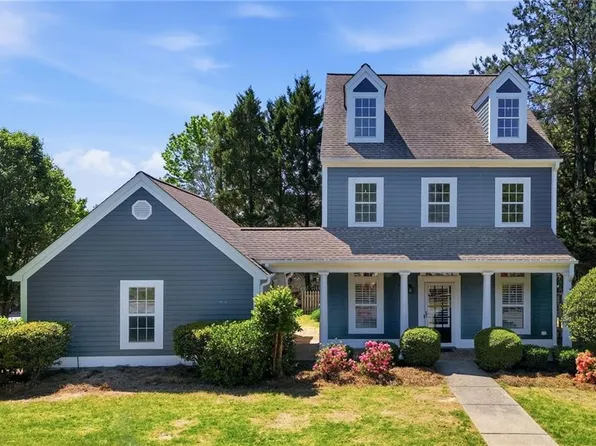 137 Birchwood Pass, Canton, GA 30114