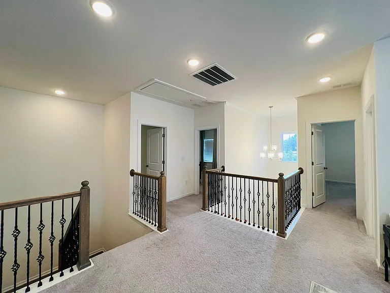 2521 Macy Grove Ln — Photo 23