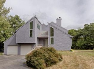 2 Thoreau Dr, South Easton, MA 02375