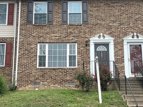 128 Parkside Dr
