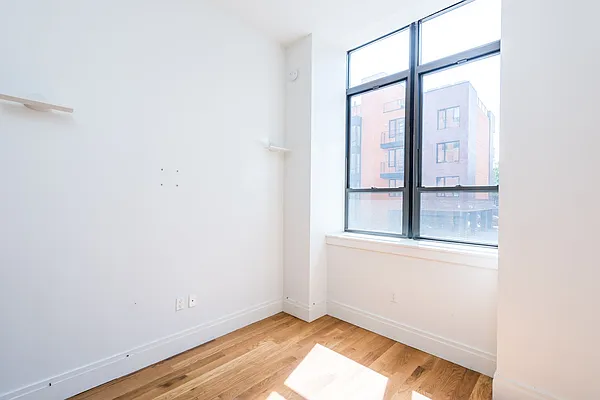 Rented by Nooklyn NYC LLC | media 69