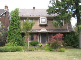 2525 Euclid Heights Blvd, Cleveland Heights, OH 44106