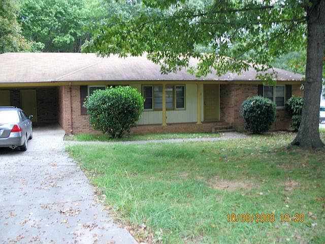 1st image of 2015 Woodhurst Ln