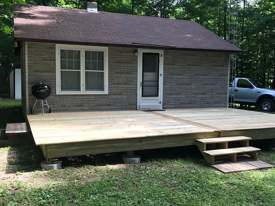 Front of cabin with new deck