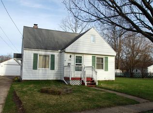 3025 Whittier Dr, Kalamazoo, MI 49001