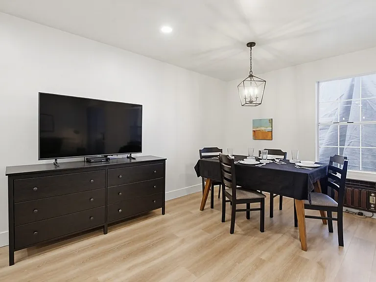 3950 Cleveland Ave #211 — Photo 13