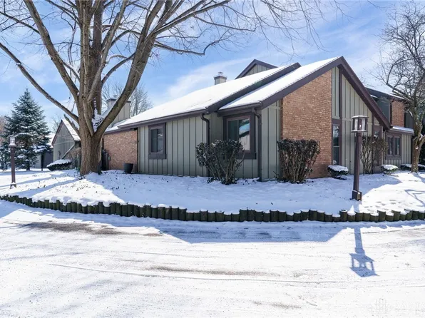 6068 Martingale Ln, Dayton, OH 45459