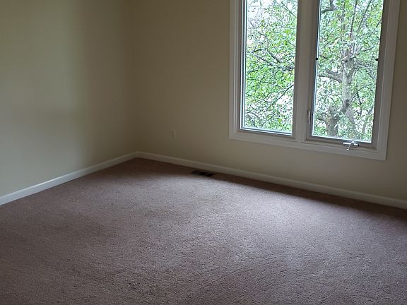 5th image of 4236 Gotwick Dr